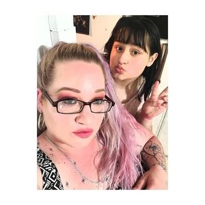 Meet your Posher, Amber